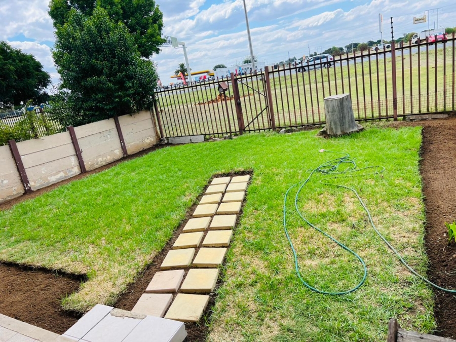 To Let 2 Bedroom Property for Rent in Reitzpark Free State